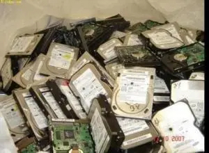 回收消磁硬盘，回收打孔硬盘，回收报废硬盘